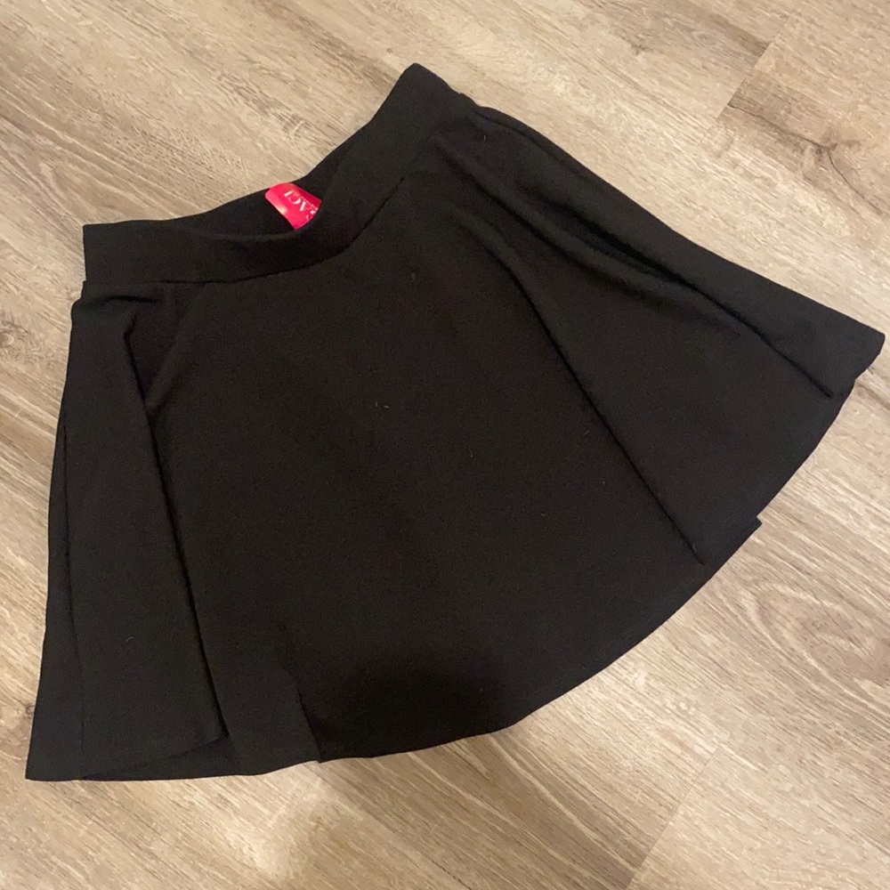 NWTS Agaci Black Causal Comfy Skirt Size Large